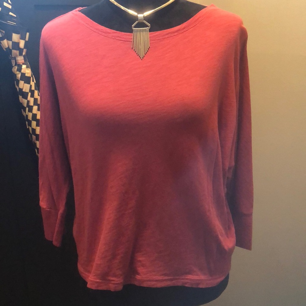 SALE 🎉 4 For $10 🎉 Cynthia Rowley Small Rust Colored Top with Dolman 3/4 Sleeves
